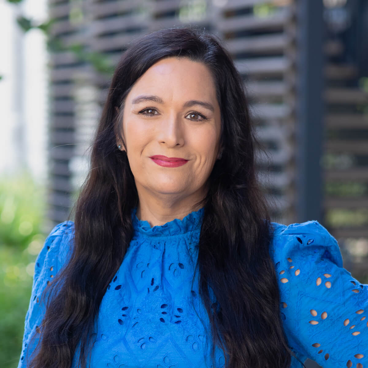 Deanna Barley Headshot Photo